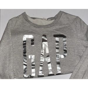 Women GAP sweatshirt -medium size